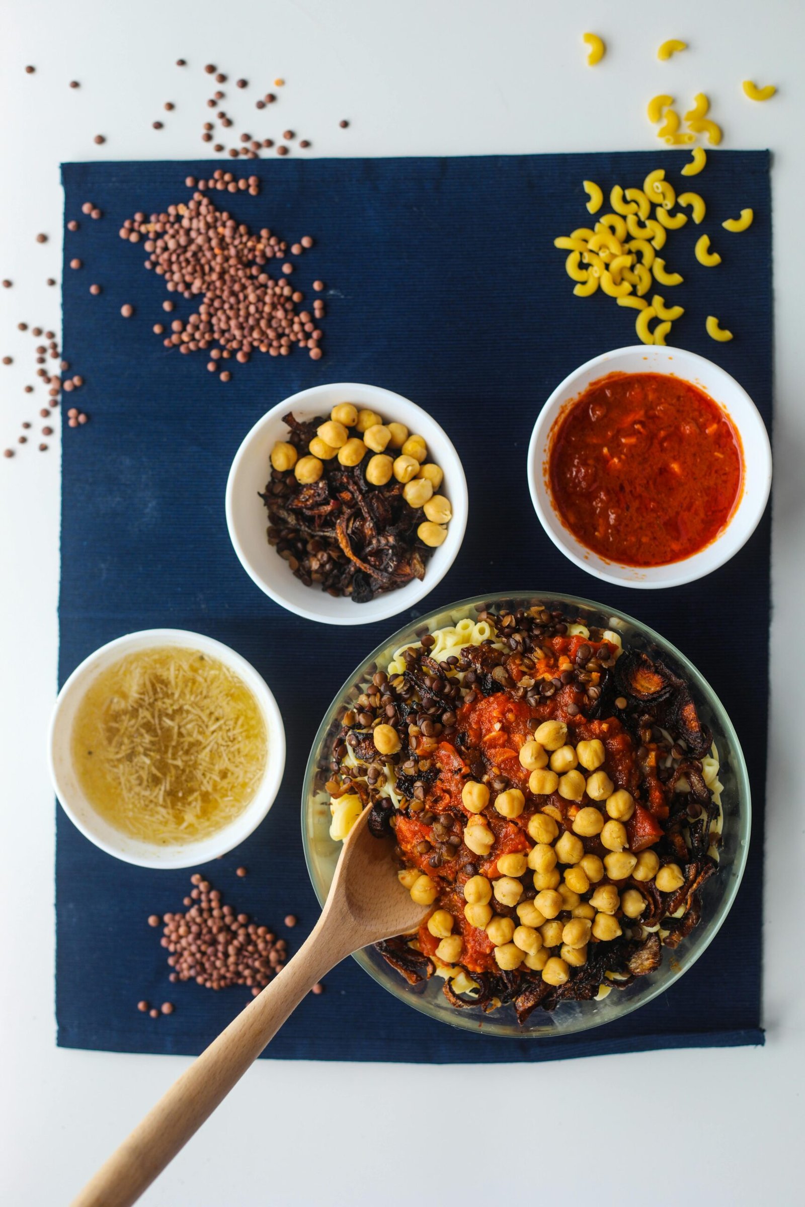 Traditional Egyptian Dishes: What to Eat in Egypt (Foods, Desserts, Drinks)